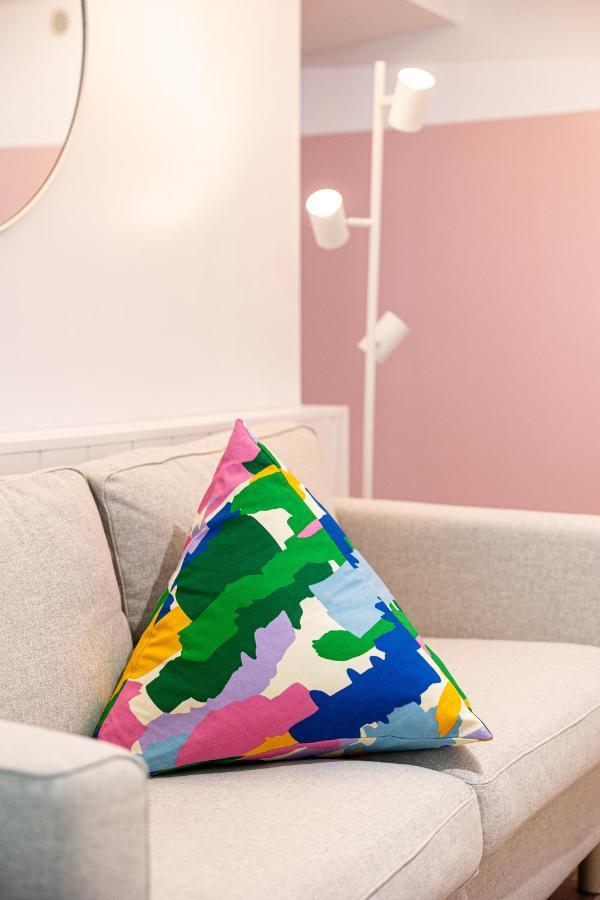 La Vie En Rose - Appartement Cosy - Centre Ville Auch Ngoại thất bức ảnh